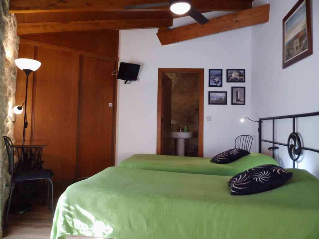 Taverna Lusitana Monsanto Quarto foto