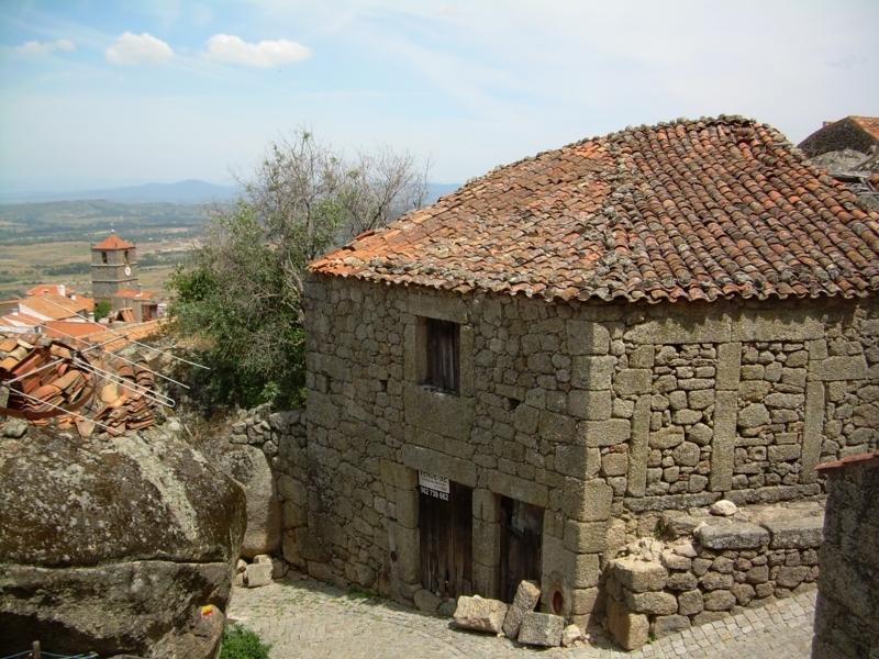 Taverna Lusitana Monsanto Exterior foto